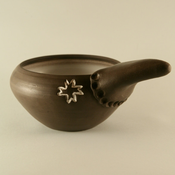 Bļoda ar rokturi / Bowl with a handle